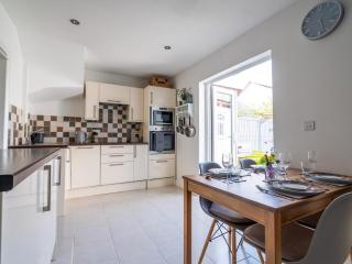 Bath Road Retreat 2 bedrooms with garden - Pass the Keys - 8