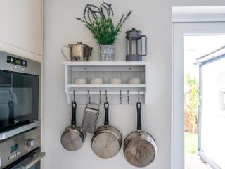 Pass the Keys Bath Road Retreat 2 bedrooms with garden - Cheltenham - 2
