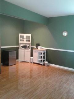 Grumpy's Suite by the Lake - Summerland - 7