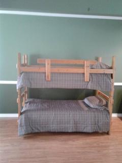 Grumpy's Suite by the Lake - Summerland - 4
