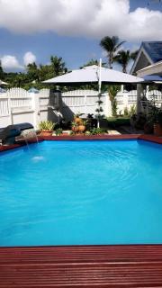 Le Sable Bleu - Évasion tropicale à Sainte-Anne - PLAGE 5min - Piscine - Parking - Logement climatisé - Vue sur les palmiers - Parfait pour séjours en famille ou entre amis - Sainte-Anne - 4