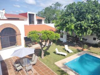 Hermosa casa en Cuernavaca cerca de los mejores restaurantes y plazas - Cuernavaca - 0