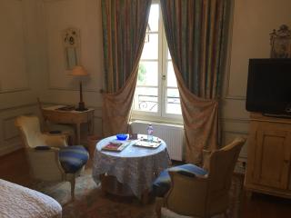 Le Manoir Au Lac - 2