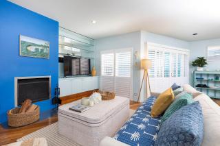 Blue Beach House - 8