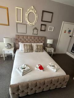 The Lyndhurst Guest house - 5