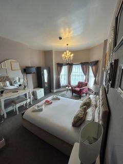 The Lyndhurst Guest house - 0