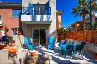 Antonia's Palace Rooftop Jacuzzi Stunning View - Paphos - 2