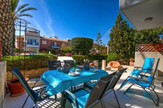 Antonia's Palace Rooftop Jacuzzi Stunning View - Paphos - 3