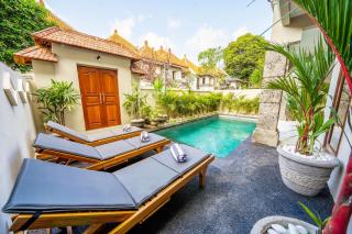 Villa MARIE - KUTA - 6 Bedroom 4 Bathroom Villa - Great Location ! - Kuta - 0
