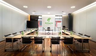 Holiday Inn Zürich Messe by IHG - 3