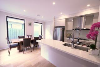 New Comfort house near Box Hill - Nunawading - 1