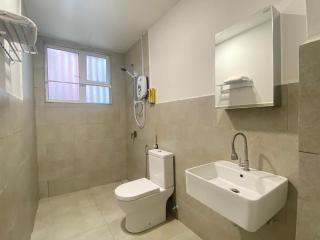 FzSplash Homestay - For Muslims - 2
