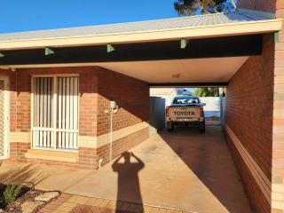 The Golfers Rest. - 9