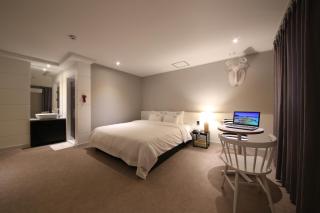 Almond Hotel Gupo Station - Busan - 6