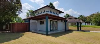 Beautiful Charming Villa Afamosa Private pool 3 rooms lot 1212 bumiputra only - Kampong Pulau Sebang - 0