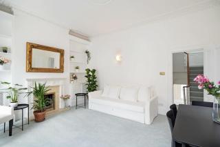 Beautiful Two Bedroom Maisonette in the heart of Chelsea - 6