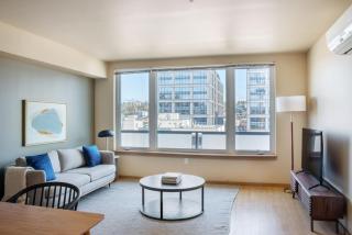 Queen Anne 1br w gym wd lounge roof deck SEA-575 - 0
