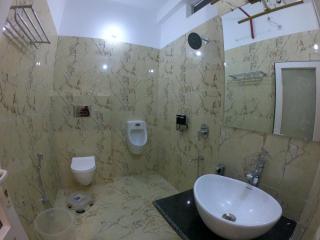 Hotel Buddha Park, Paharia, Varanasi - Varanasi - 5