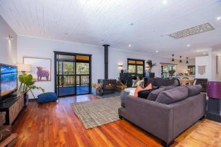 Luxury Farm House on 20 acres - Sleeps 22 - St Albans - 0