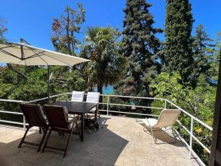The Red - beachfront house with a big, charming garden - Malinska - 0