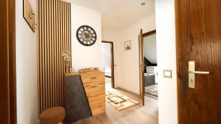 3,5-Zimmer inkl Arbeitsplatz, WLAN & free Netflix, Amazon-Free Parken vollausgestattete Wohnung, 24h Check In - 8