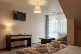 Hotel Cztery Pory Roku - Głogów Małopolski - 9