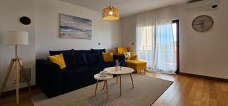 Apartment Bluemare B3 with Shared Pool - Ližnjan - 2