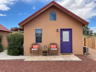 Willow Street Cottages - Bluff - 6