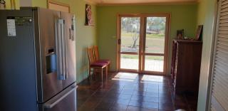 Standard Queen size bedroom - Little River - 4