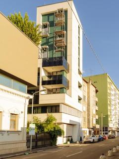 Central 4 Apartment - New Building & Parking - Boekarest - 1