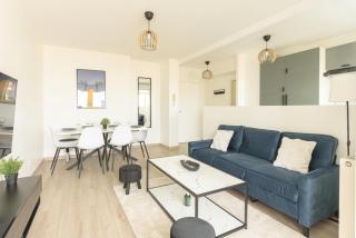 Disneyland Family Residence - 9