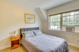 Beautiful Stay in Downtown Freeport - 2