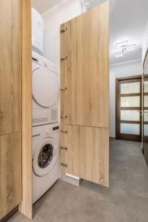 Nocturnal Elegance Apartment by Solea - 8