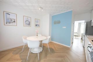Apartment near Coast & Canals - Alkmaar - 0