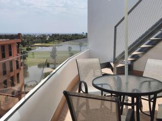 Ático con piscina privada - 9