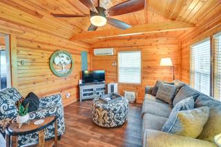 Our Lakeside Retreat with Deck on Lake Herrington! - 7