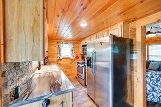 Our Lakeside Retreat with Deck on Lake Herrington! - 3