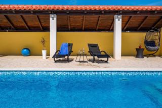 Apartment house Simoni with pool, Zadar county - Privlaka - 2