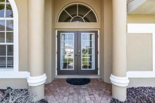 Villa On The Lake, Cape Coral - Cape Coral - 4