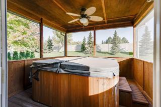 Maple Grove Retreat 30 Days Minimum - Maple Grove - 1
