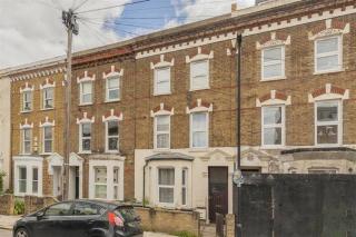 Lovely 2 Bedroom Garden Flat in London - London - 9