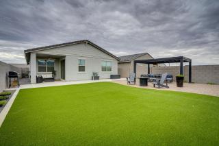 Buckeye Verrado Area Home with Pergola and Fire Pit - Litchfield Park - 7