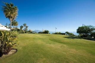 Immaculate 3-Bed Penthouse- Stunning Views - Estepona - 3