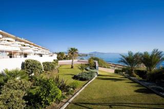 Immaculate 3-Bed Penthouse- Stunning Views - Estepona - 2