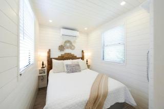 New Luxury Shipping Container - Bellmead - 7