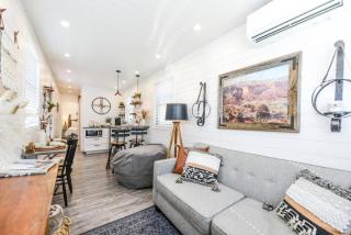 New Luxury Shipping Container - Bellmead - 9