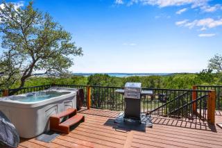 Scenic Treehouse - 1