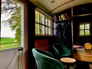 Church House Hut - Melton Mowbray - 4