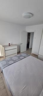 ELIAS LUXURY HOME - 7