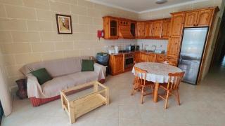 Seaview Apartment - 3